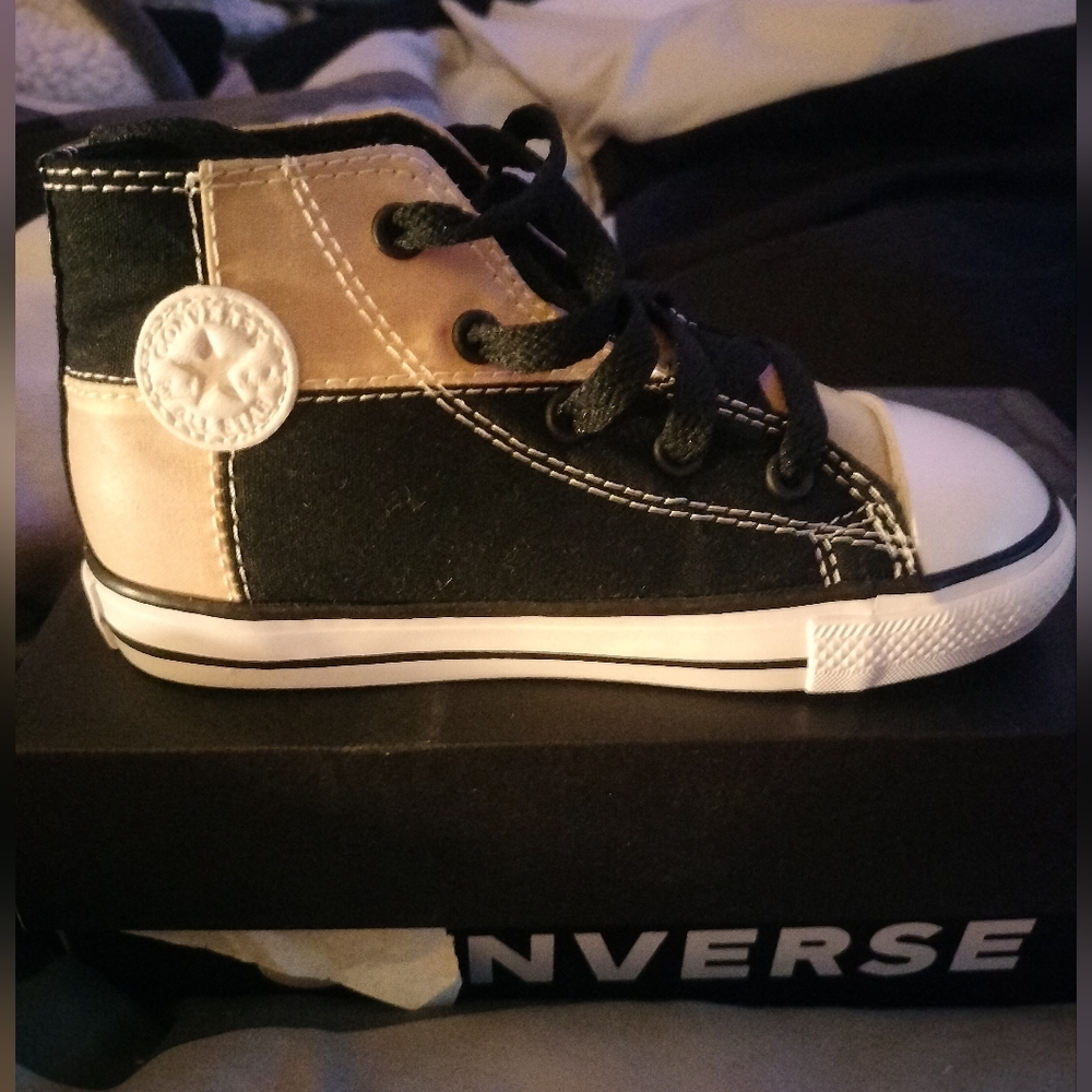 Toddler Converse All Star Hi Uv In Black/Magenta - Picture 14 of 16